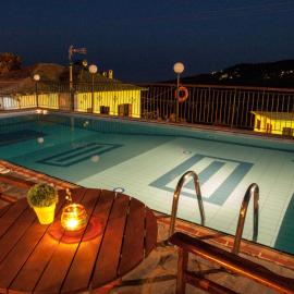 Astromeria, hotel a Makrirrákhi