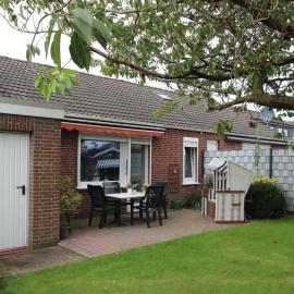 Bungalow in Berumbur nahe Norddeich Strand, hotel a Berumbur