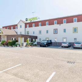 B&B HOTEL Lyon Saint-Bonnet Mi-Plaine, hotel sa Saint-Bonnet-de-Mure