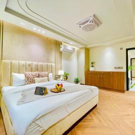 Bedchambers Stay near Select Citywalk, Saket