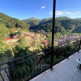 Το Aρχοντικό των Τσιντζίνων、Polídhrosonのホテル