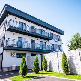 Papi House, hotel i Târgovişte