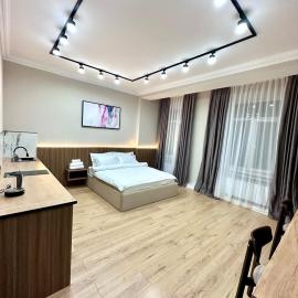 Freedom hotel