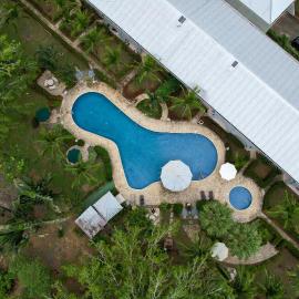Laguna Eco Village #205 Pool/ Tennis Courts/ BBQ, hotell sihtkohas Quepos