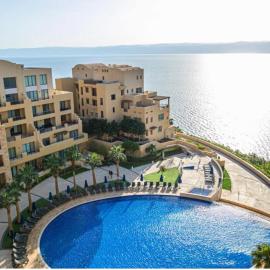 Spacious apartments with Sea view at Samarah Resort, Hotel in Sowayma