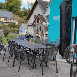 Chez Ludivine - Maison avec Terrasse et Parking, hotel in Orbey