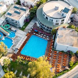 Bodrum Beach Resort, hotell i Gümbet