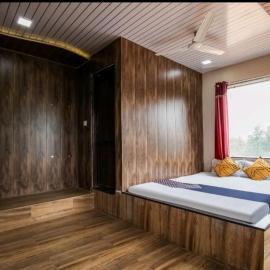 New natraj, hotel in Chikhaldara