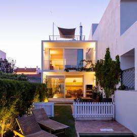 Casa do Côvo - piscina, vista de oceano, casa nova