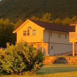 Sivert´s kontorhotell, hotel em Tomrefjord