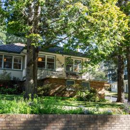Pine Lodge, hotel i Blackheath