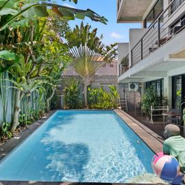 Balissimo Suites Seminyak by Betterplace, hotel in Seminyak