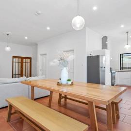 Super House, Super Host, hotel in Kalgoorlie