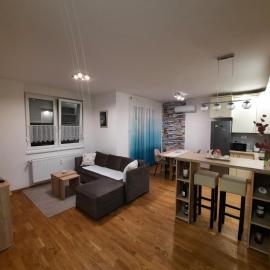 Lux Advent Apartment