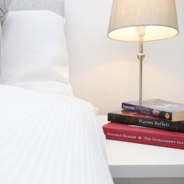 Modern Guesthouse, Fast Wi-Fi, Street Free Parking, Central, Fully Equipped, hotel in Cardiff