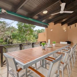 San Lameer Villa 3503 - 4 Bedroom Standard- 8 pax - San Lameer Rental Agency, hotelli kohteessa Southbroom