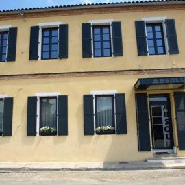 Hôtel Absolu، فندق في كاسلسارازين