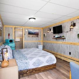 8 Private room in heart of Leadville dog friendly, hotel em Leadville