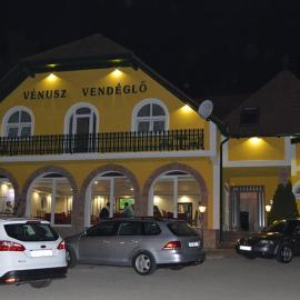 Vénusz Panzió és Vendéglő, hotel din Bagod