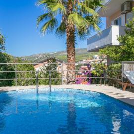 Family-friendly apartments with swimming pool Seget Vranjica, Trogir - 14409