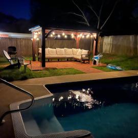 Relaxing Oasis with Pool Gazebo in Family-Friendly Neighborhood