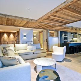 Appartement de Luxe 4 Chambres avec Espace Wellness et Conciergerie 5* - FR-1-613-75, hotel in Les Allues