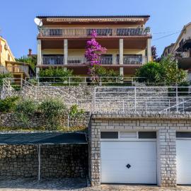 Apartments with parking space Rabac, Labin - 19055, hotel u gradu Rabac