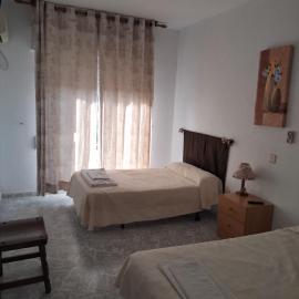 Hostal Restaurante El Labrador, hotel in Talavera de la Reina