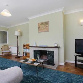 CHURCH ROAD by BOURNECOAST - A Spacious Bungalow in the Popular Hengistbury Head Area Near the Sandy Beaches - HB5830, hotel in Southbourne