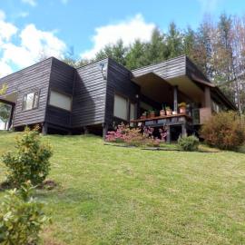 Casa Pucon sector Laguna ancapulli, hotel sa Pucón