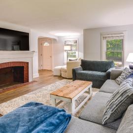 Near Beach: Coastal Maine Getaway w/ Yard