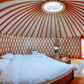 Nomad Yurts, хотел в Корон