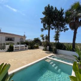 Casa junto al club náutico con piscina privada