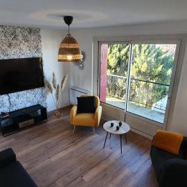 Maison 3 Chambres, 3 Salles de bains, tout le confort aux portes d'Angoulême avec jardin