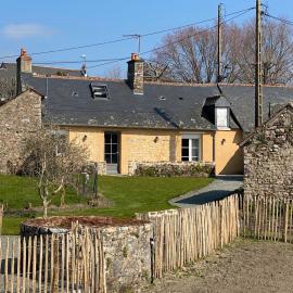 Gîte du Petit Rocher SAINTE SUZANNE
