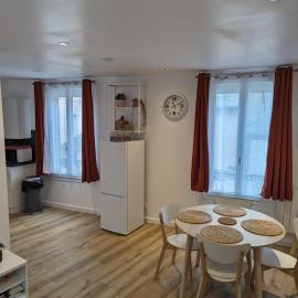 Duplex de 65 m2, Cœur de Bonneval, Hotel in Bonneval