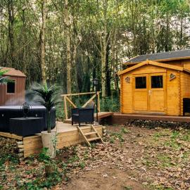 Cabane insolite avec escape game, hotel a Saint-Évarzec