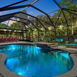 Poolside Cocoa Oasis w/ Tiki Bar!, Hotel in Frontenac