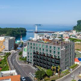 Hotel Fine Jeju, hotel Szogüphóban