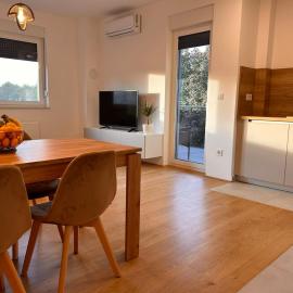 Apartman TENA, Private parking, Self check in