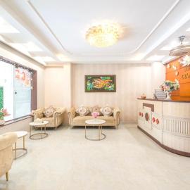 Nhu Y Hotel, hotel in Ho Chi Minh City