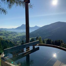 Kreitalm - Kraftplatz im Salzkammergut、Neukirchenのホテル