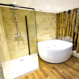 Appartement jacuzzi privatif Love&Zen, hotel in Verneuil d'Avre et d'Iton