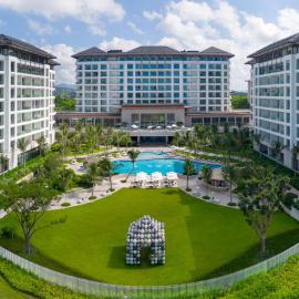 The Mermoon Resort Hainan Tufu Bay, Tapestry By Hilton, hotel i Lingshui
