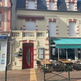 Laugann's Home, hotell i Cabourg