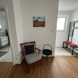 Moderne Einliegerwohnung am Park