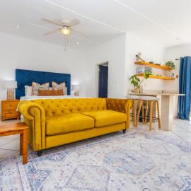 The Yellow Door Guesthouse, hotel en East London