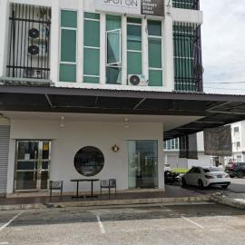 TT99 COZY STAY, hotel in Miri