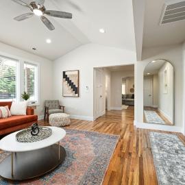 Luxury mountain oasis, hot tub & 15 mins to DT AVL