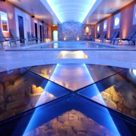 Auberge de Cassagne & Spa, hotel a Le Pontet